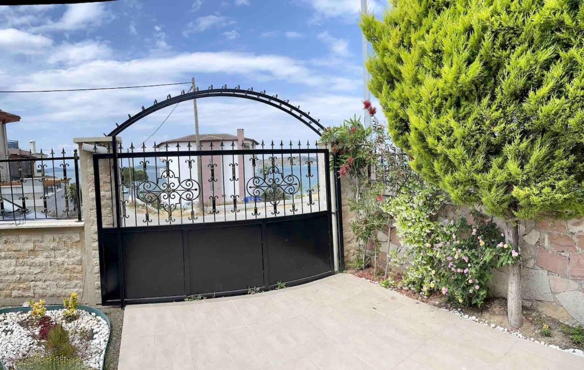 Ayvilla Garden Floor With Garden Use, Sea View Ayvalik Exterior photo